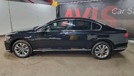 Volkswagen Passat photo-3
